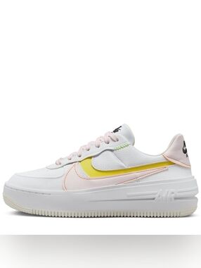 Nike Women's White and Yellow Sneakers